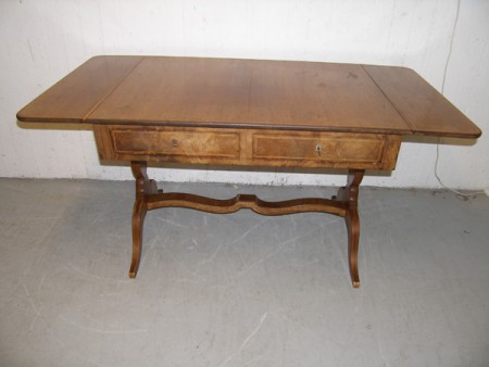 5907 - Psaci stul mahagon renovacni objekt  150 x 75 cm , V - 75 cm   - PRODANO